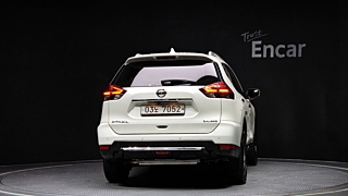 NISSAN X-TRAIL  2.5 4WD 2018