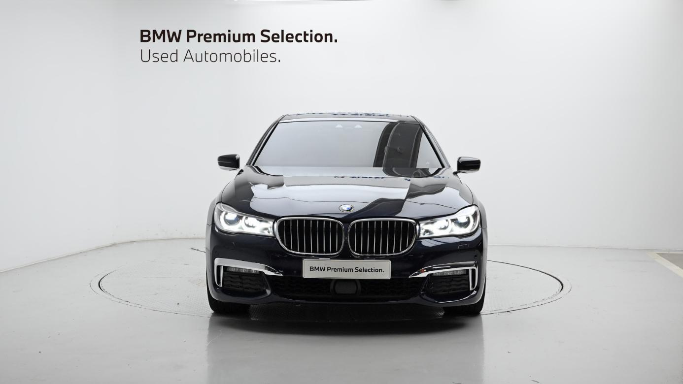 BMW 7-SERIES G11 2018