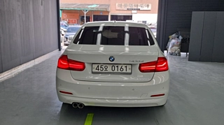 BMW 3-SERIES F30 2016