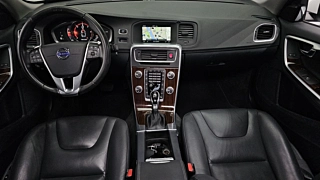 VOLVO S60 2017