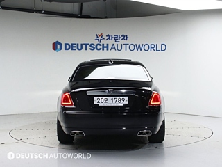 ROLLS ROYCE GHOST 2019
