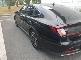 HYUNDAI SONATA HYBRID DN8 2021