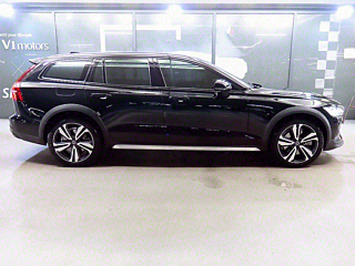 VOLVO V60 CROSS COUNTRY 2019