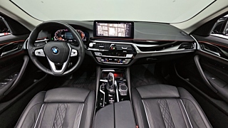 BMW 5-SERIES G30 2020