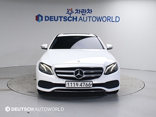 MERCEDES BENZ E-CLASS W213 2019