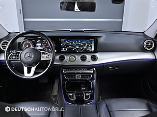MERCEDES BENZ E-CLASS W213 2019