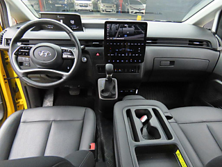 HYUNDAI STARIA 2024