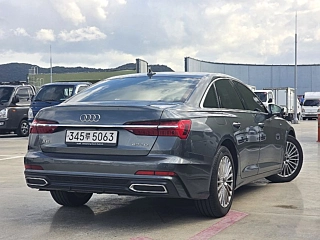 AUDI A6 C8 2021
