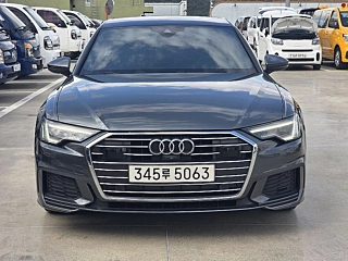 AUDI A6 C8 2021
