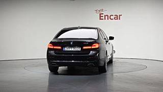 BMW 5-SERIES G30 2021