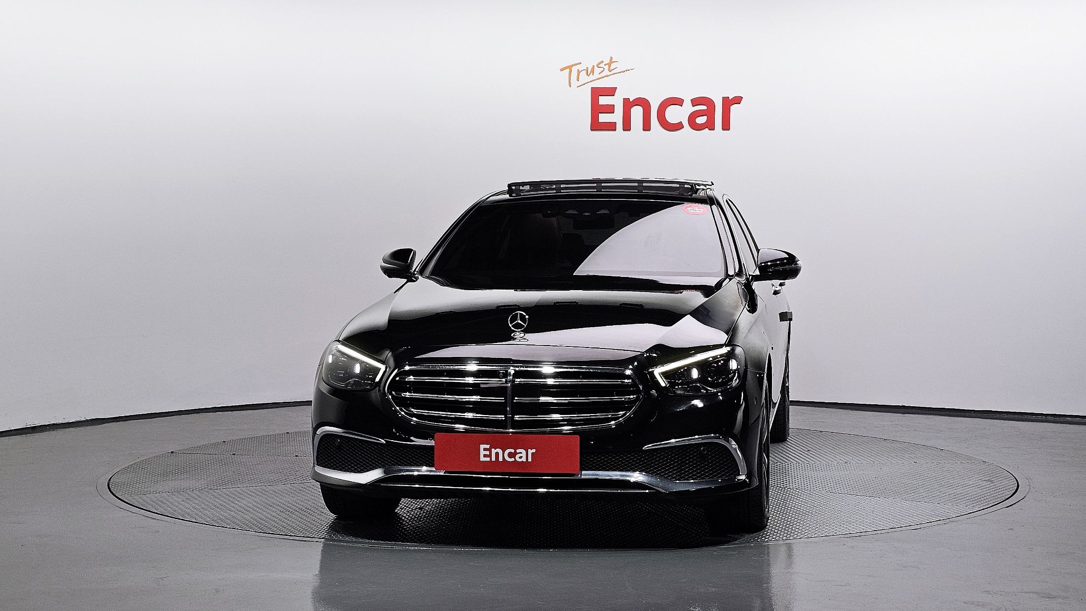 MERCEDES BENZ E-CLASS W213 2021