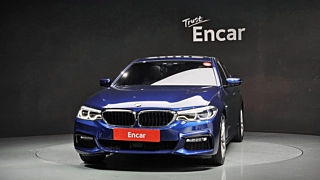 BMW 5-SERIES G30 2017