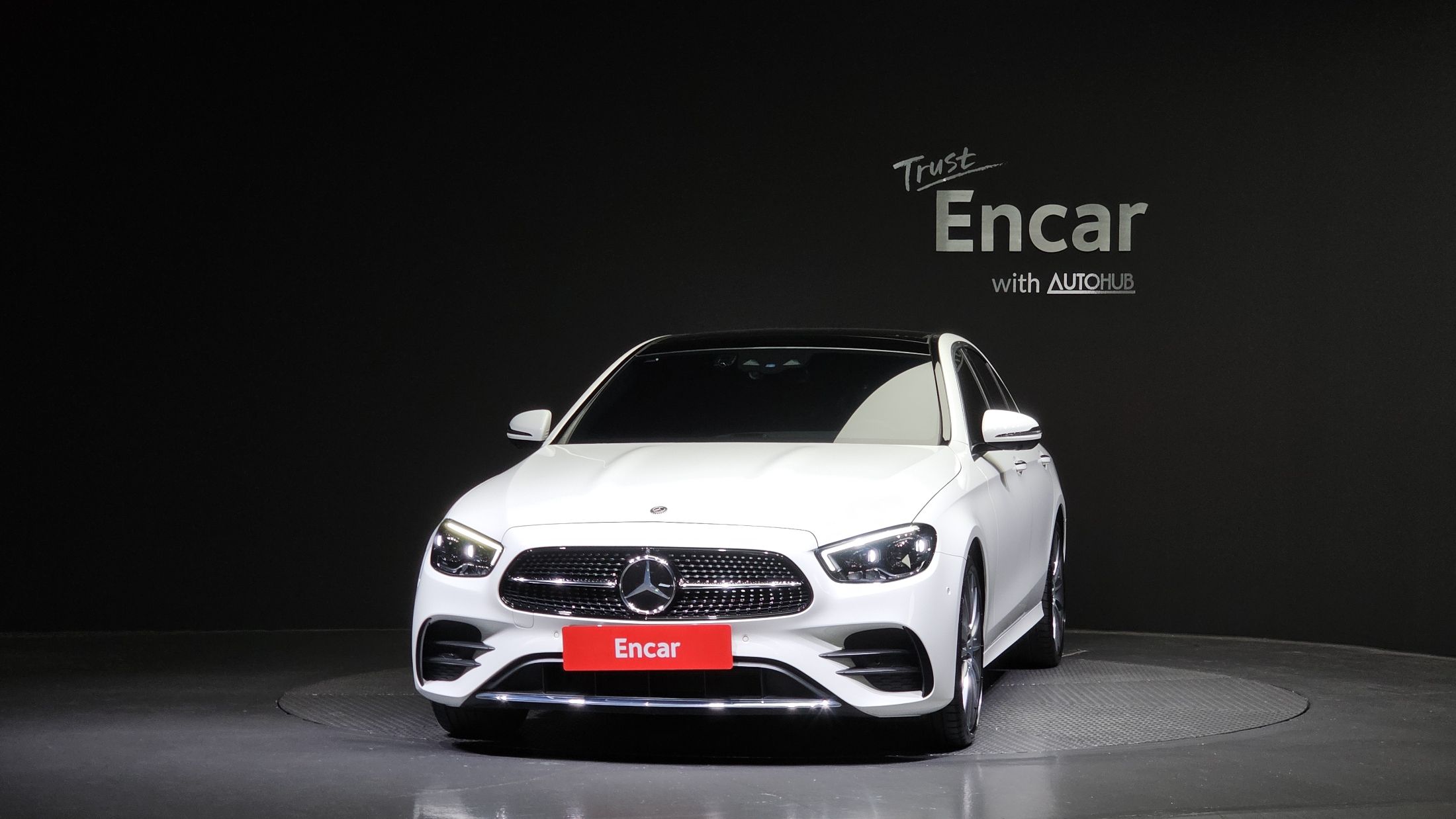 MERCEDES BENZ E-CLASS W213 2020