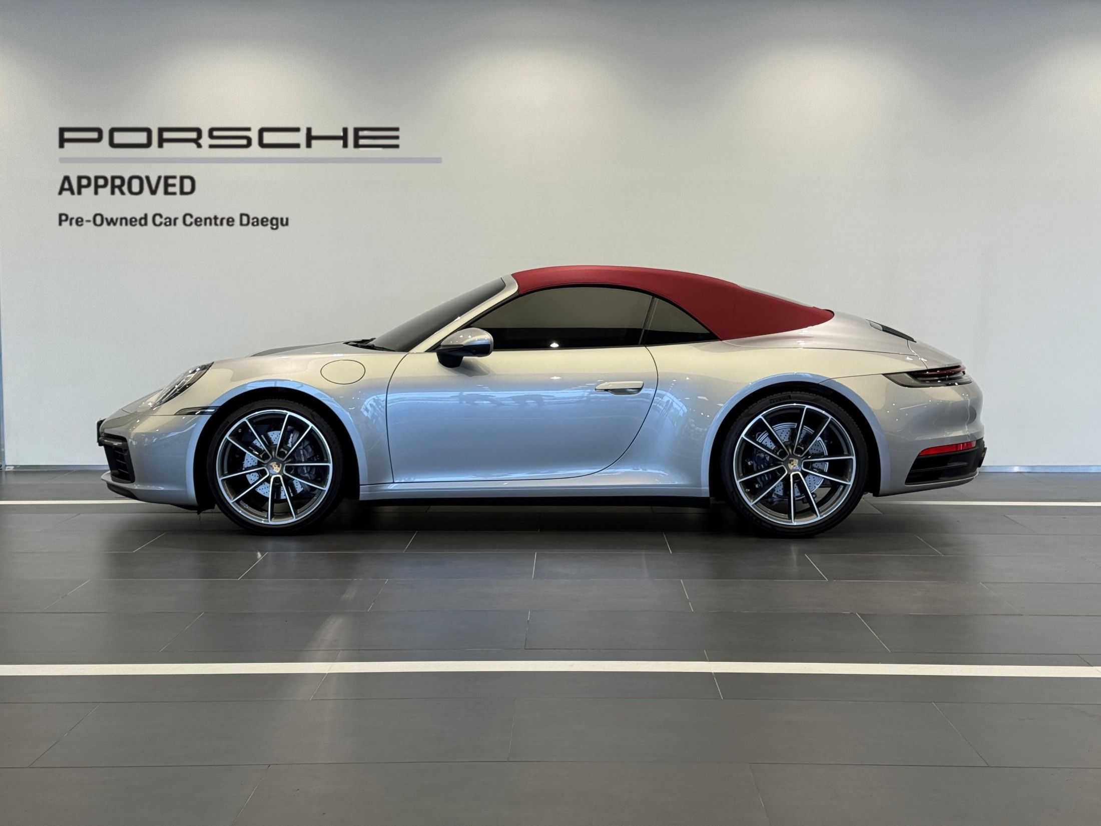 PORSCHE 911 992 2024