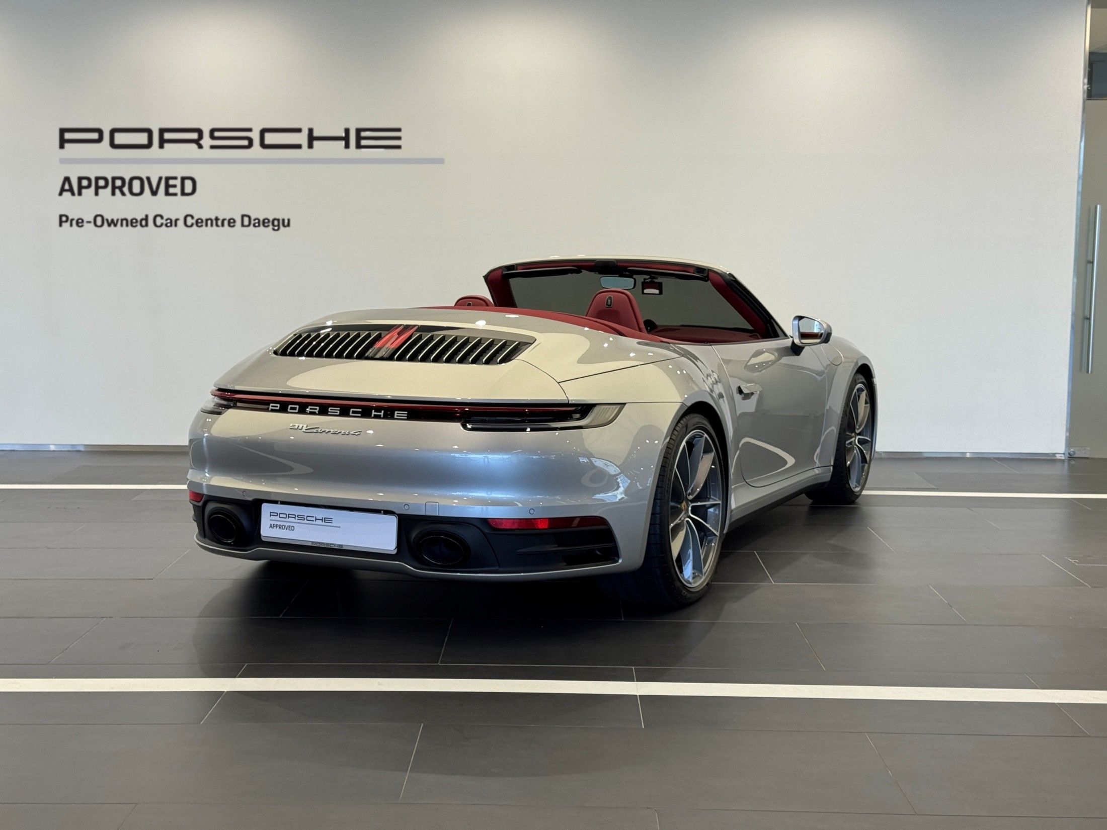 PORSCHE 911 992 2024