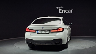 BMW 5-SERIES G30 2023