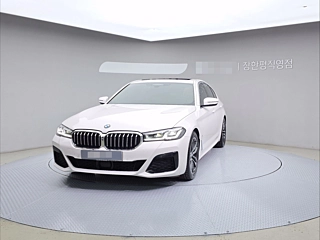 BMW 5-SERIES G30 2021