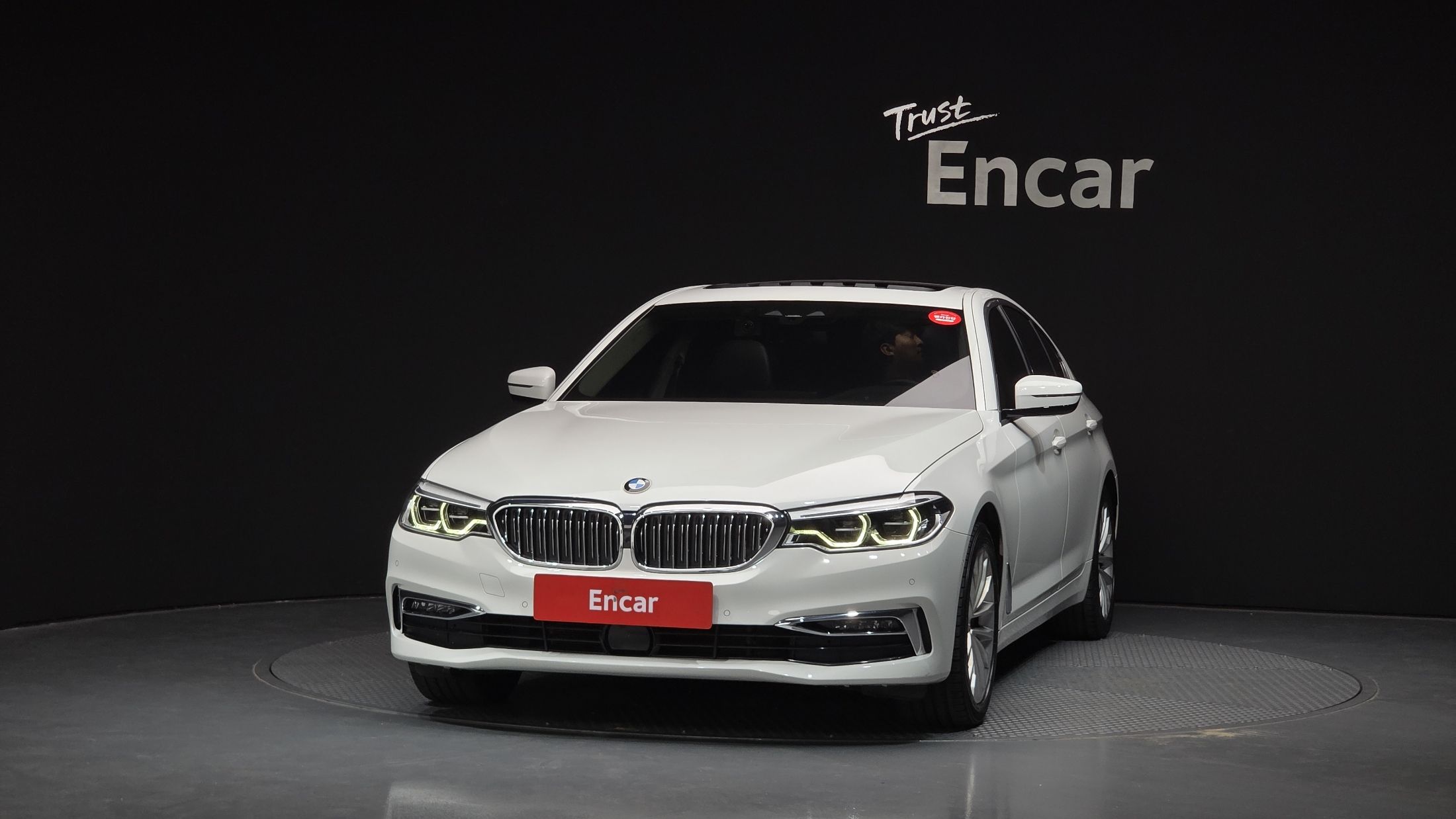 BMW 5-SERIES G30 2020