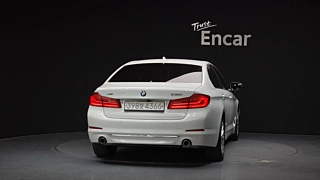 BMW 5-SERIES G30 2020