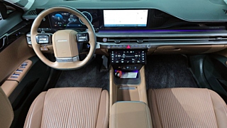 HYUNDAI GRANDEUR HYBRID GN7 2023