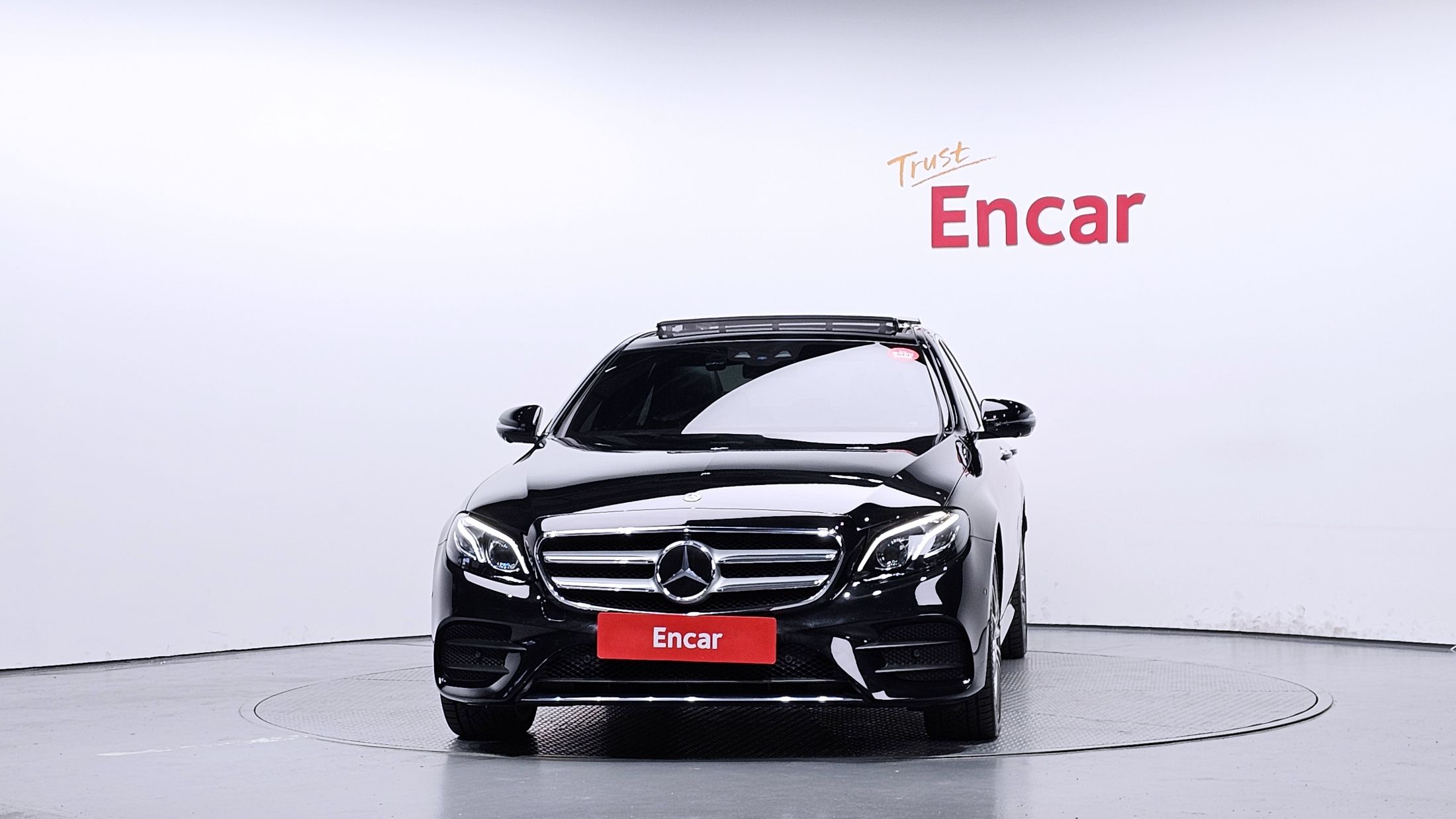 MERCEDES BENZ E-CLASS W213 2019