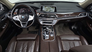 BMW 7-SERIES G11 2016