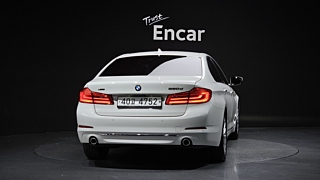 BMW 5-SERIES G30 2018