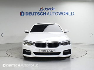 BMW 5-SERIES G30 2017