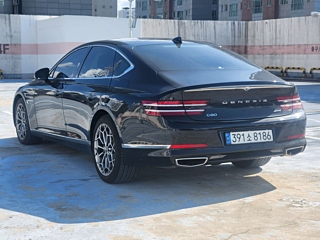 GENESIS G80 RG3 2022