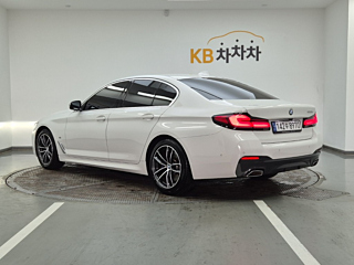 BMW 5-SERIES G30 2022