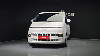 HYUNDAI STARIA 2023
