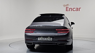 GENESIS G80 RG3 2023