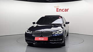 BMW 7-SERIES G11 2017