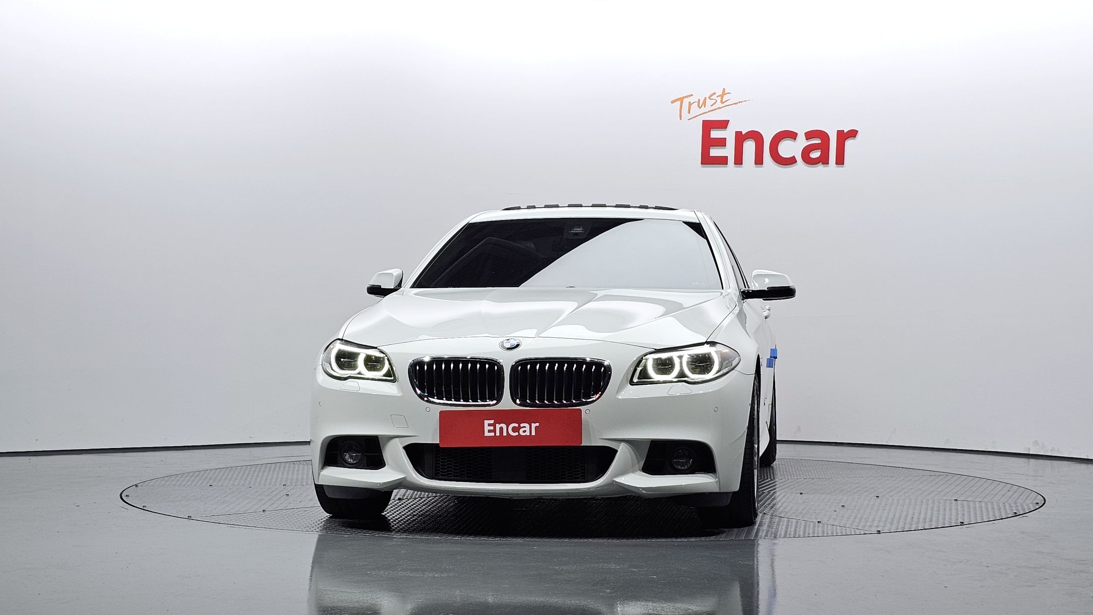 BMW 5-SERIES F10 2016