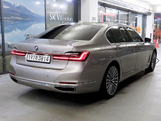 BMW 7-SERIES G11 2021