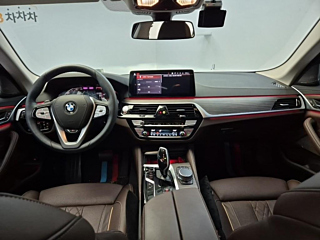 BMW 5-SERIES G30 2023