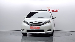TOYOTA SIENNA 2017