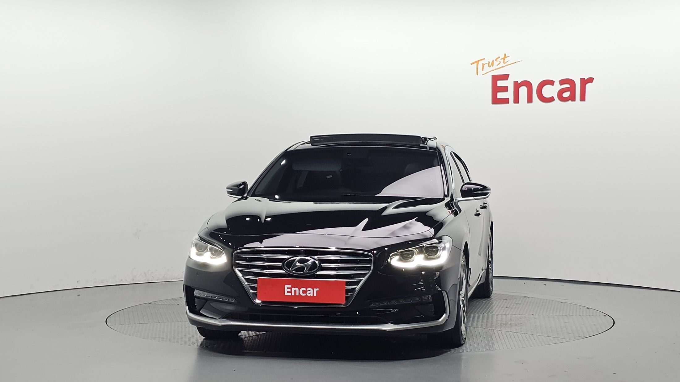 HYUNDAI GRANDEUR IG 2017