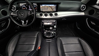 MERCEDES BENZ E-CLASS W213 2016