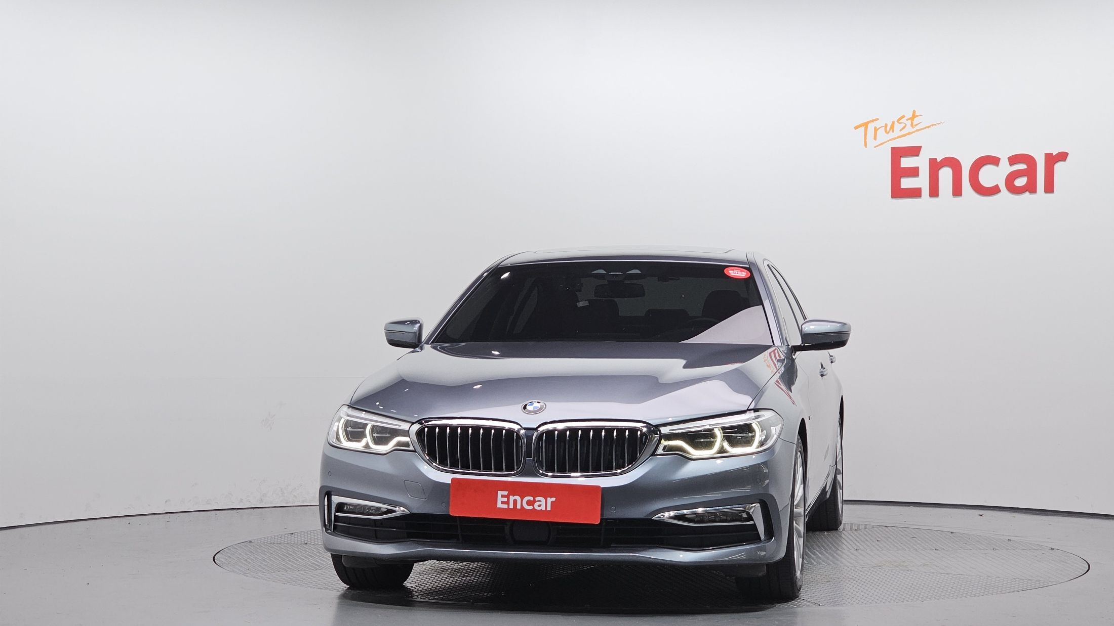 BMW 5-SERIES G30 2017