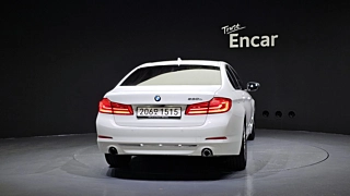 BMW 5-SERIES G30 2020