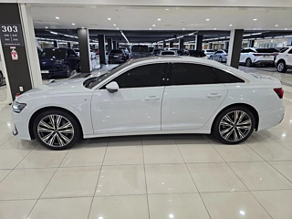 AUDI A6 C8 2022