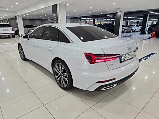 AUDI A6 C8 2022