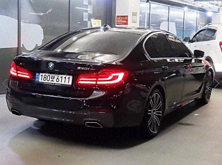 BMW 5-SERIES G30 2019