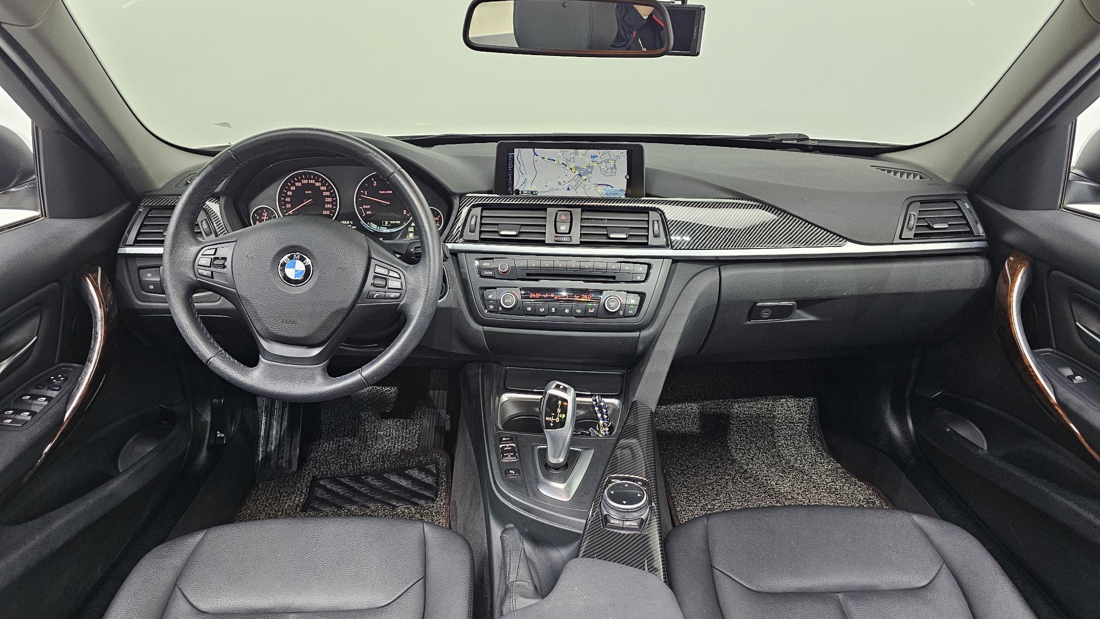 BMW 3-SERIES F30 2014