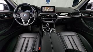 BMW 5-SERIES G30 2019