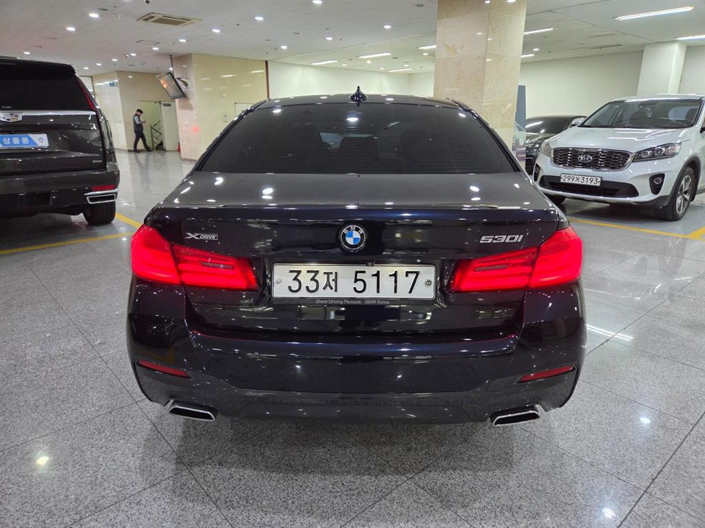 BMW 5-SERIES G30 2018