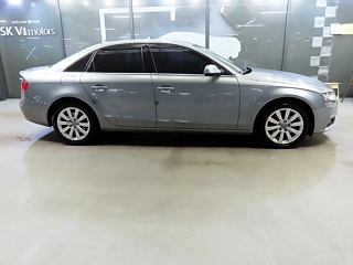 AUDI A4 2010