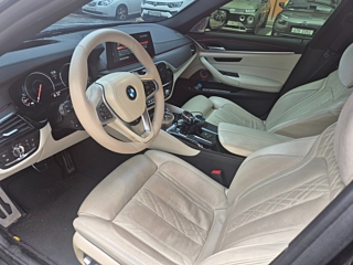 BMW 5-SERIES G30 2018