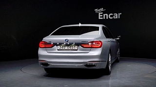 BMW 7-SERIES G11 2016